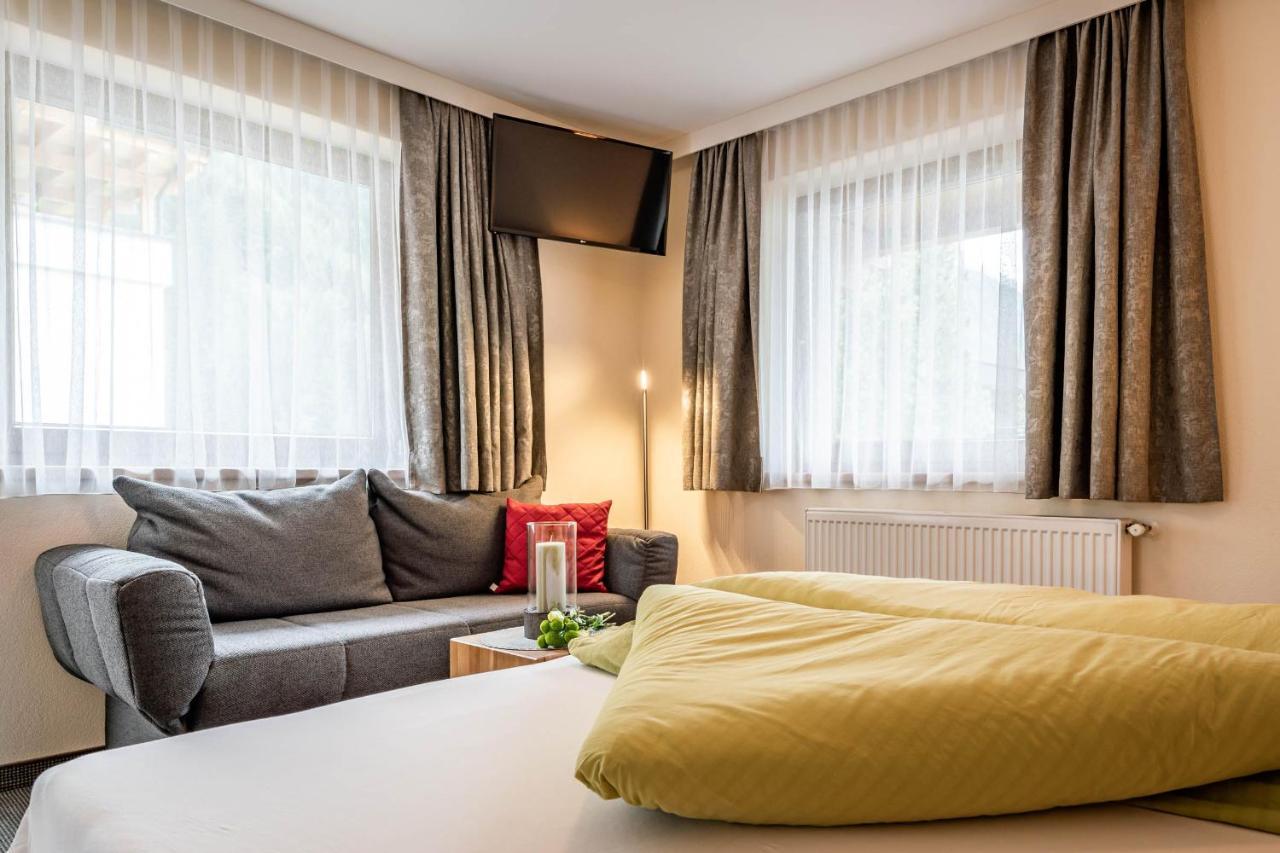 Hotel Haus Hochland Tux Esterno foto