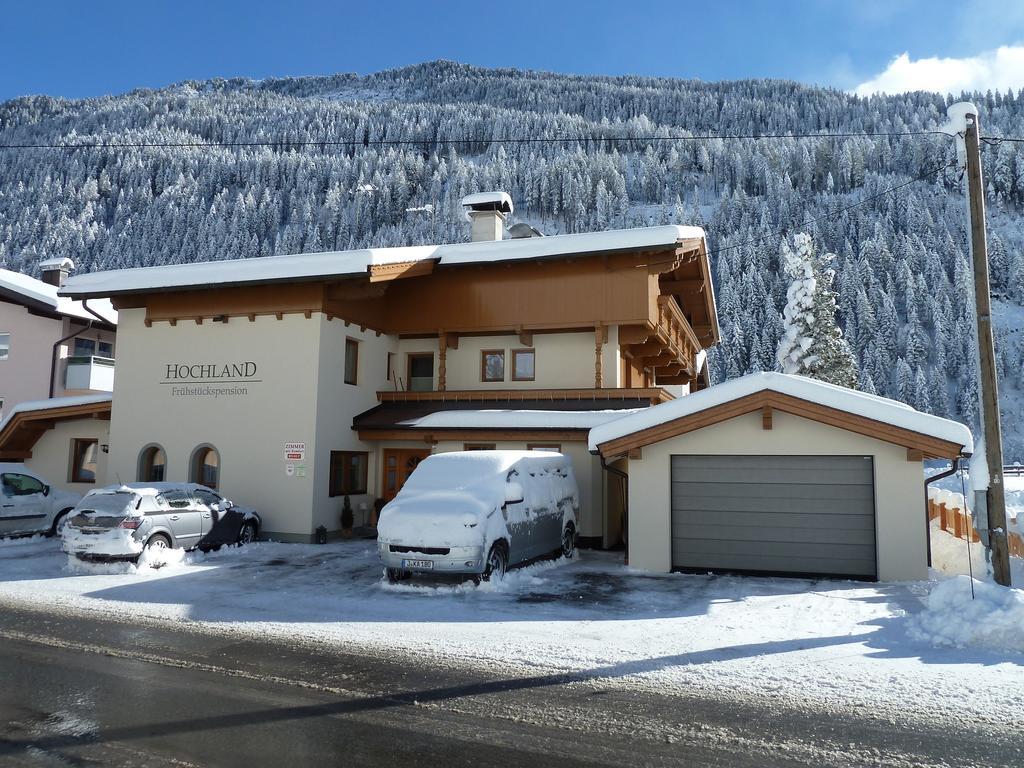Hotel Haus Hochland Tux Esterno foto
